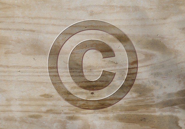 العلامات التجارية وبراءات الاختراع وحقوق التأليف والنشر